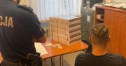 500 paczek nielegalnych papierosów w Dzierzgoniu. Dzielnicowi znaleźli też narkotyki