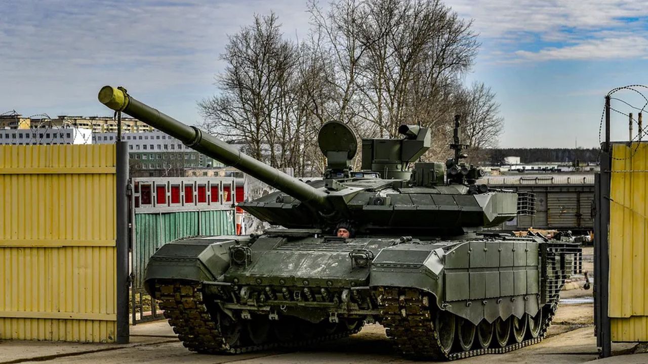 Ukrainian forces capture Russian T-90M tank, a rare wartime trophy