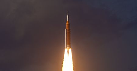 Artemis II w pobliżu Księżyca. Oglądaj na żywo