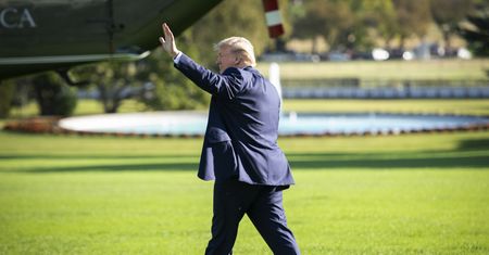 Trump pierwszy raz po opuszczeniu Białego Domu przyleciał do Nowego Jorku. Po cichu, jak nie on