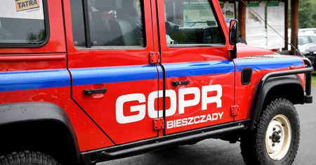 Trudne warunki w górach. Szczęśliwy finał akcji w Beskidach