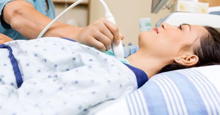 Objawy, które świadczą o tym, że tarczyca źle pracuje. Niektóre są zaskakujące