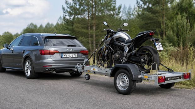 Jaką przyczepę do przewozu motocykla kupić?