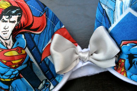 15 geekowskich staników dla odważnych kobiet. Batman, Star Wars, Pac-Man i inne 10