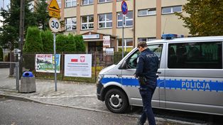 Tysiące skontrolowanych szkół i zatrzymania. Policjanci podsumowują