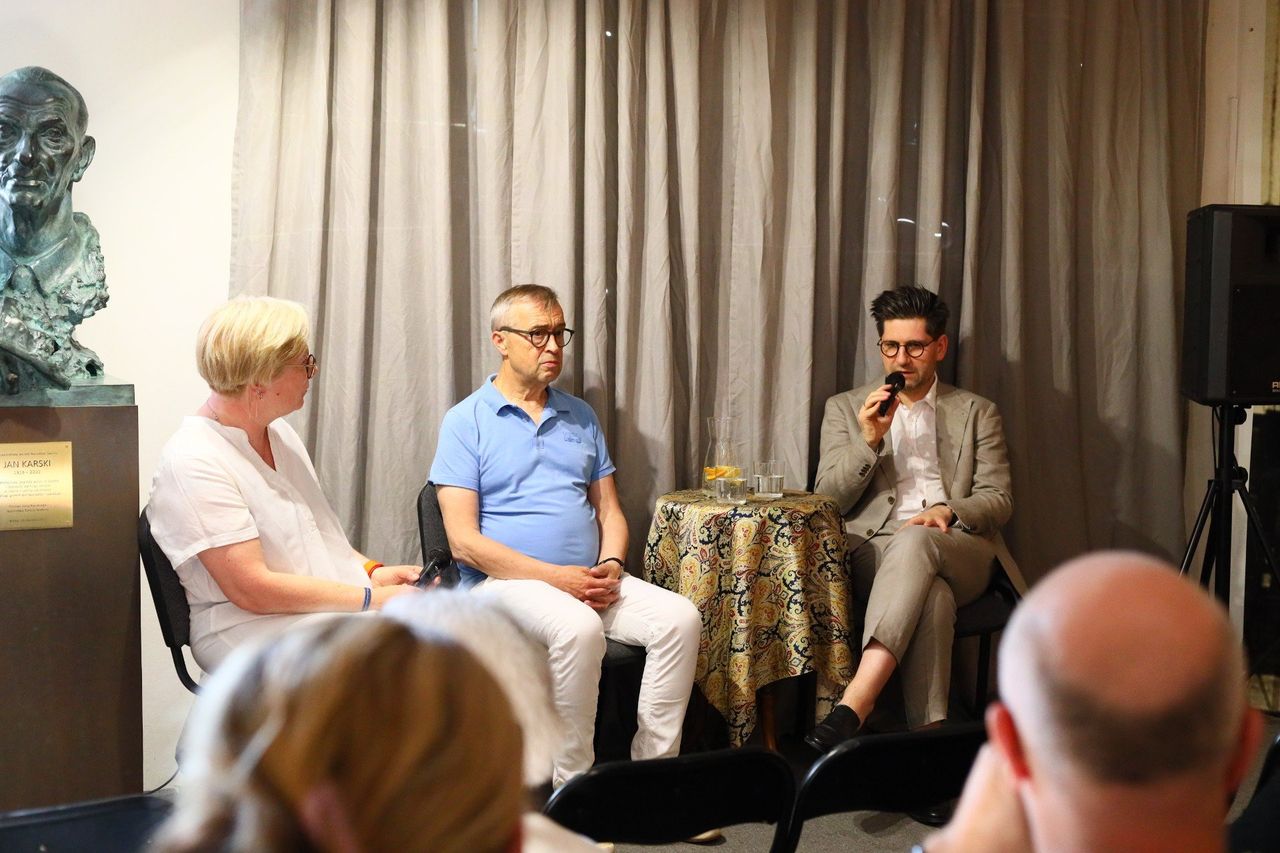 Spotkanie z Bogdanem Białkiem i Mateuszem Pakułą w Instytucie Kultury Spotkania i Dialogu. Rocznica pogromu kieleckiego