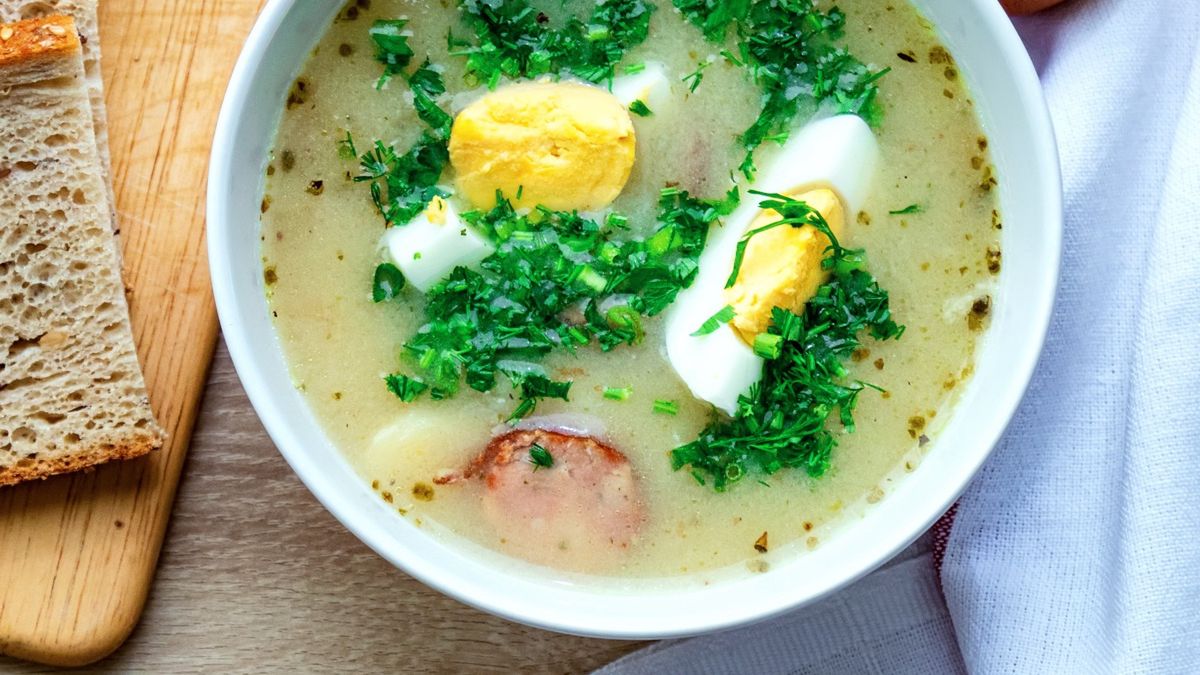 Żurek z czosnkiem niedźwiedzim