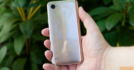 LG Q6 pojawia się w sklepach - niestety potwierdza się wysoka cena