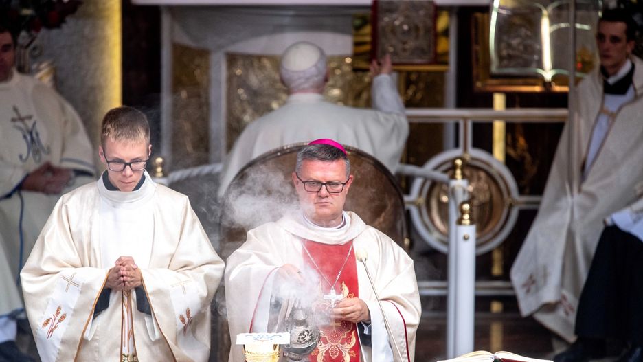 Piknik Radia Maryja. Eucharystia pod przewodnictwem ks. bp. Wiesława Śmigla