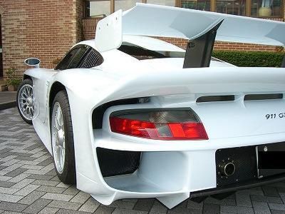 Porsche 911 GT1 Straßenversion 4