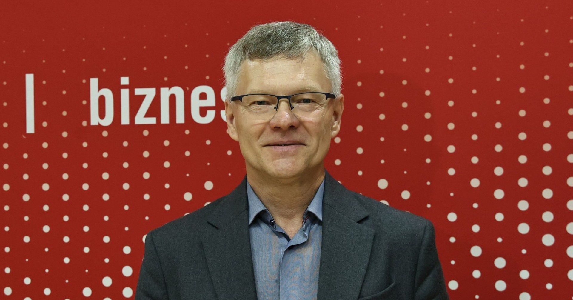 Na zdjęciu prorektor Politechniki Świętokrzyskiej do spraw studenckich i dydaktyki - profesor Artur Maciąg. Na studia wciąż można się zapisać, a on wyjaśnia dlaczego warto postawić na tutejszą uczelnię.