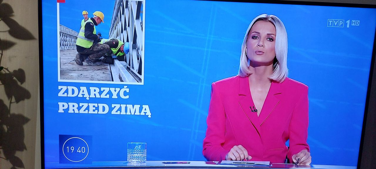 Błąd ortograficzny w "19:30"