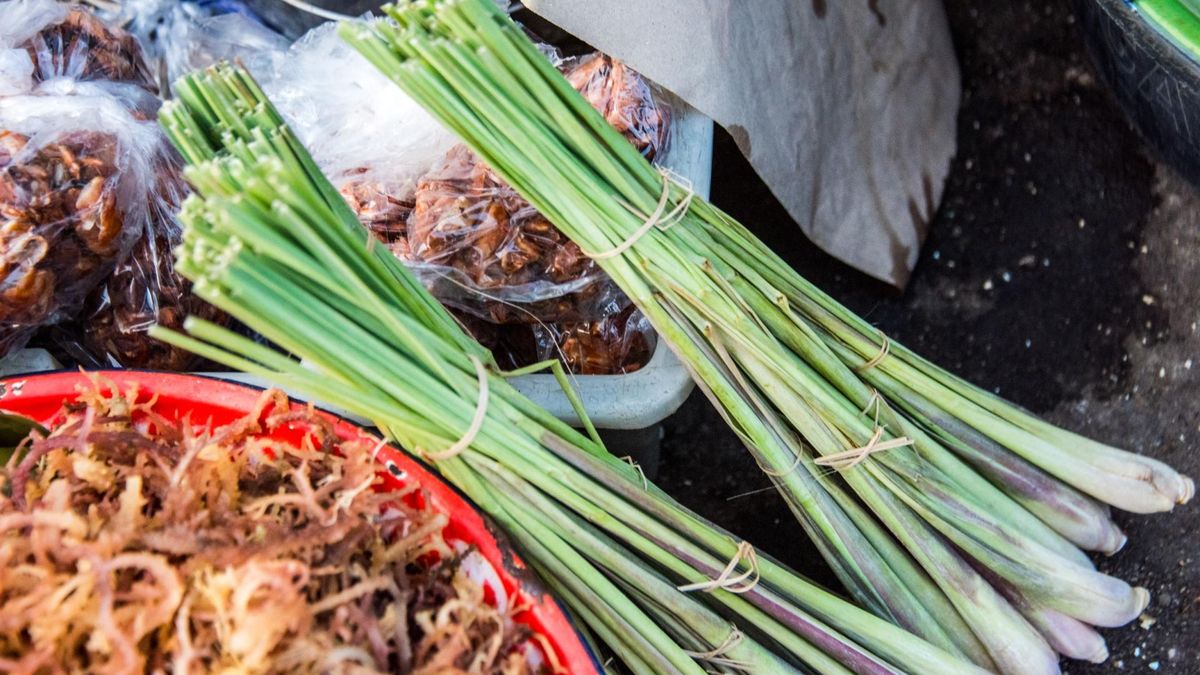 Trawa cytrynowa to niby zwyczajny, a jednak niezwykle wartościowy składnik.