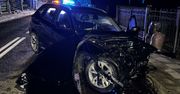 Zielona Góra. Pijana kierująca rozbiła BMW o ogrodzenie WOSiR