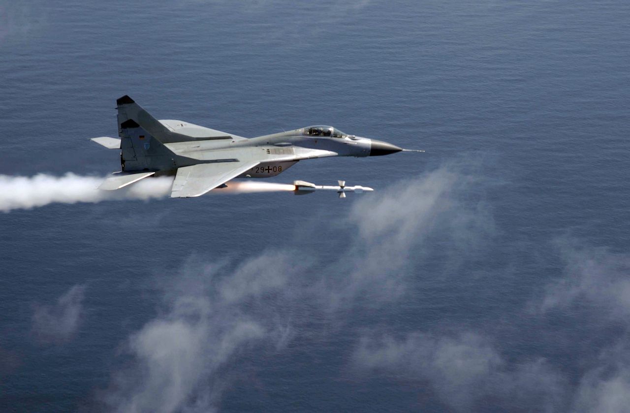 German MiG-29 launching an R-27 missile