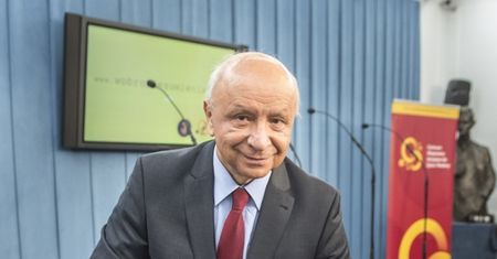 Chazan opracuje... nowe standardy opieki okołoporodowej! Został ekspertem Ministerstwa Zdrowia