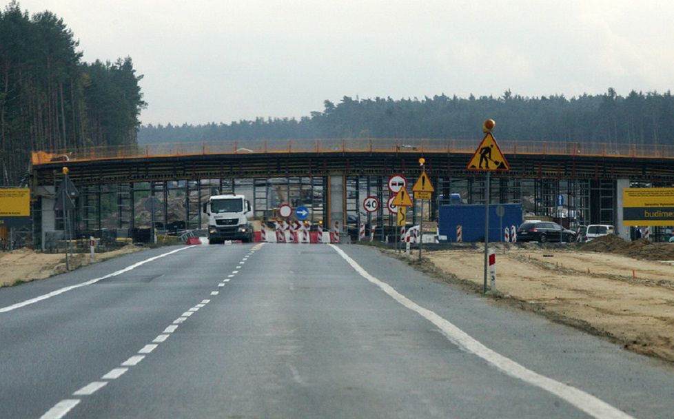 Budowa trasy S7 jest obecnie jedną z najważniejszych inwestycji drogowych w Polsce.