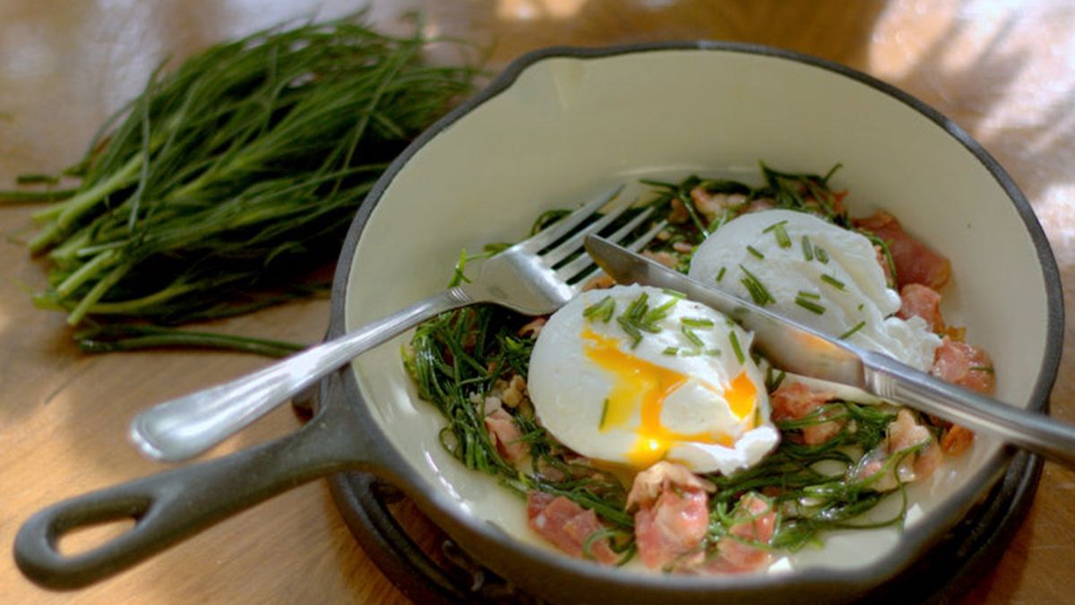 Jajka w koszulkach na solance