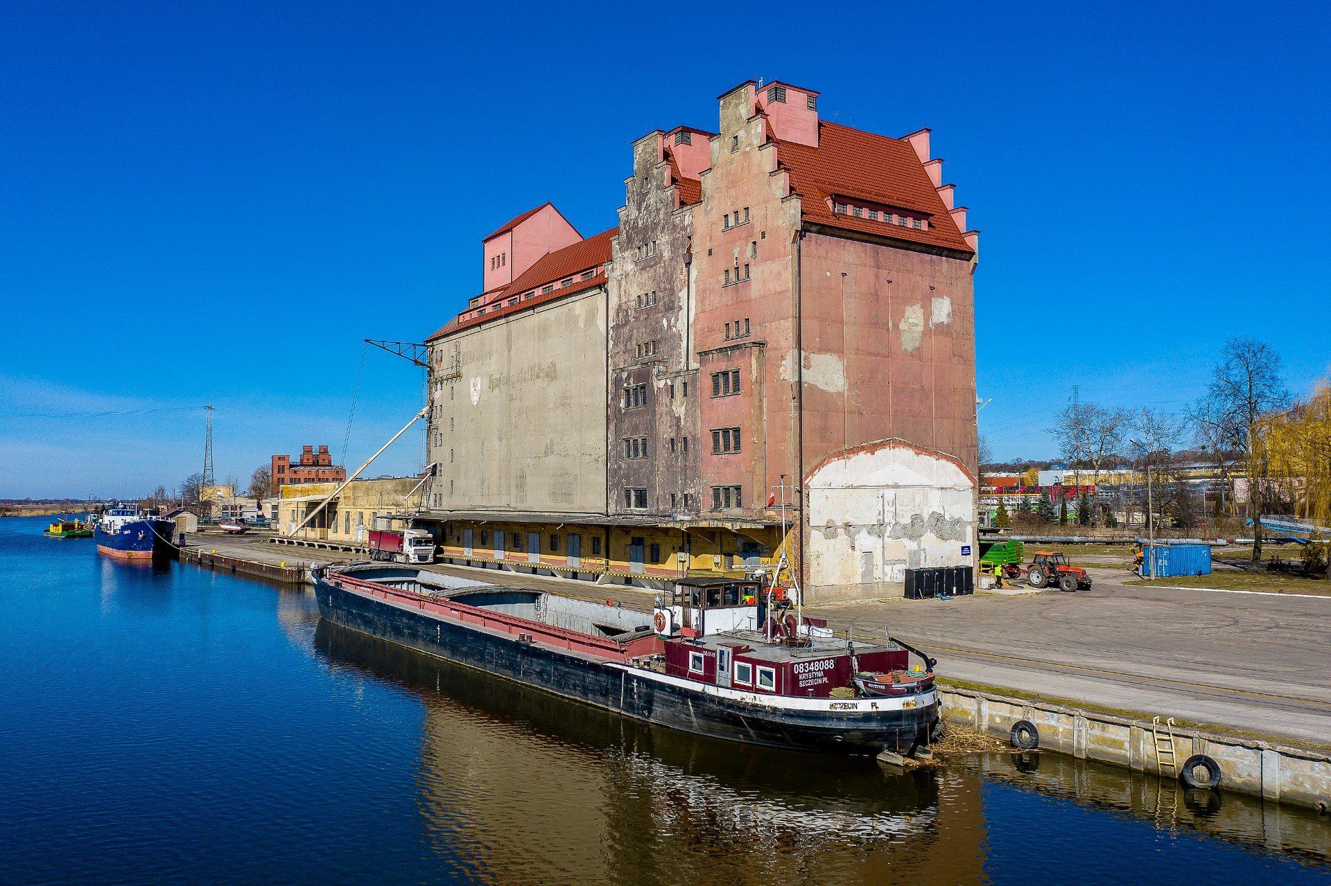 Port w Elblągu ma się rozwijać dzięki uruchomieniu żeglugi przez przekop Mierzei Wiślanej