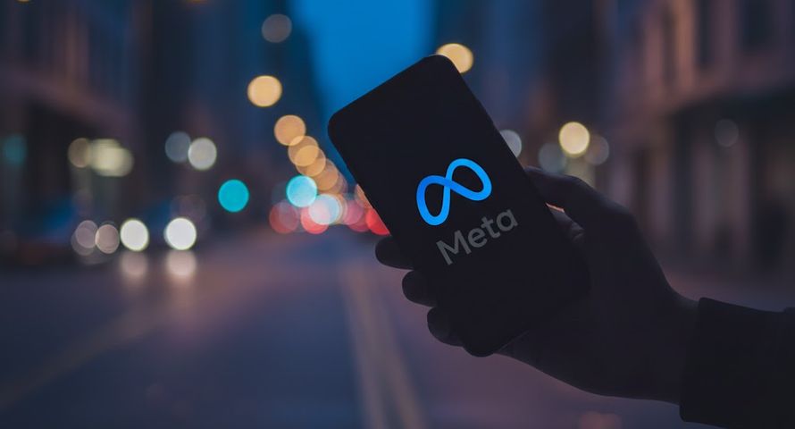 Akcje Meta spadają po raporcie dotyczącym AI