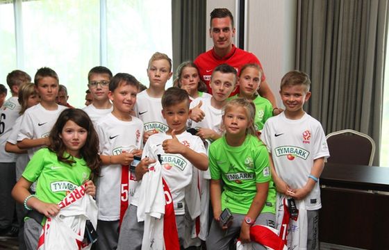 Arkadiusz Milik kolejny rok ambasadorem turnieju piłkarskiego Tymbarku
