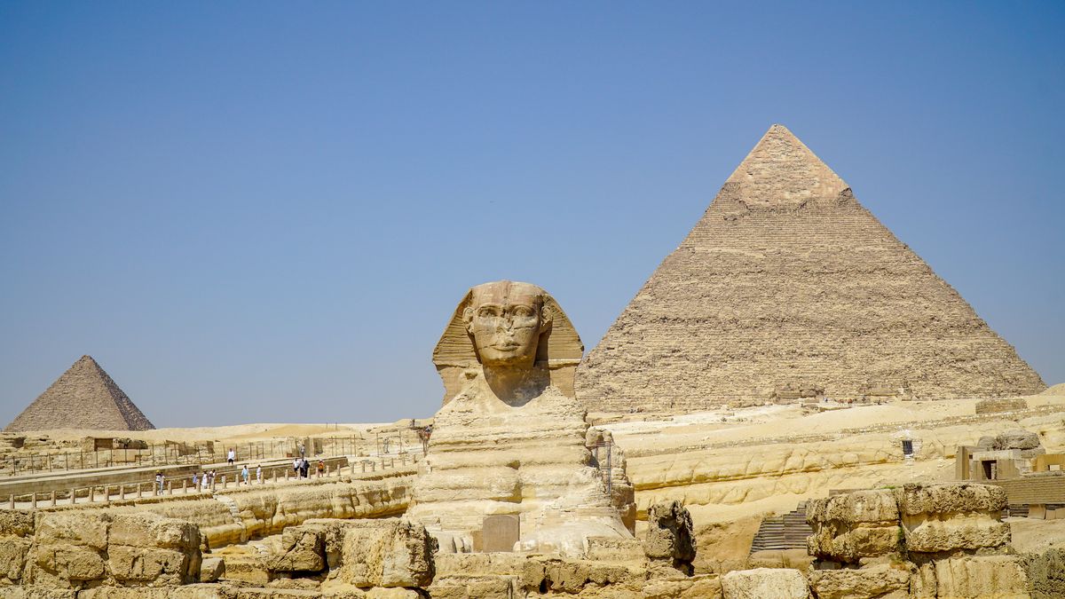 Sfinks i piramidy 