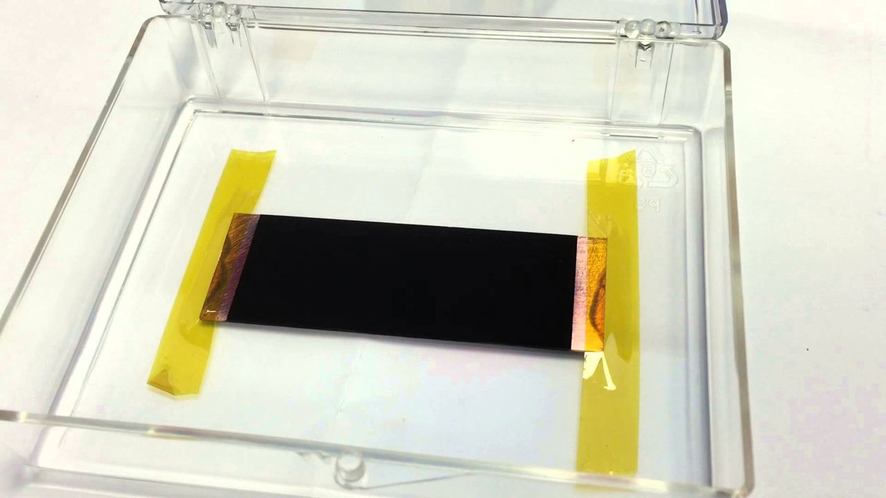 Vagantblack - materiał, który sprawia, że światło ginie. Czy sprawdziłby się w fotografii?