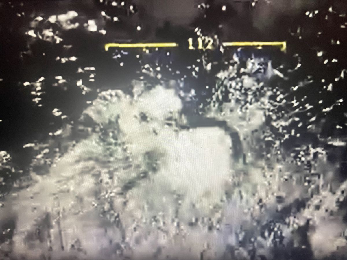 Kadr z nagrania z momentu uderzenia ukraińskiego wojska w rosyjski punkt dowodzenia