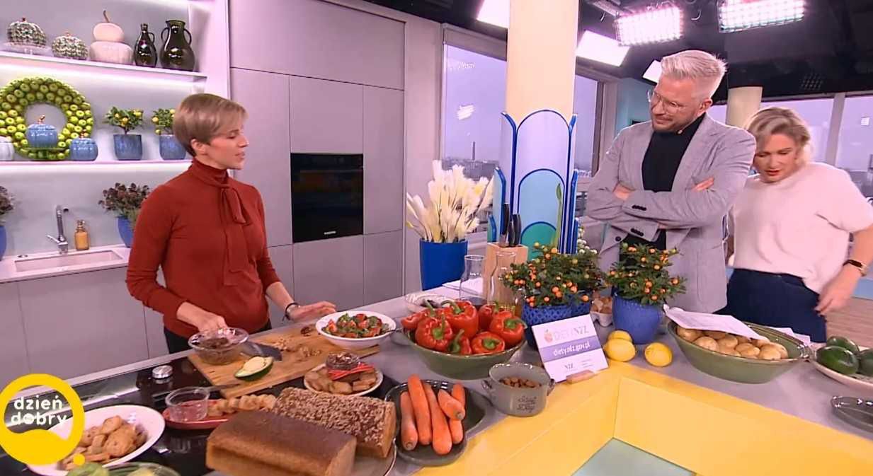 Kolejna wpadka Filipa Chajzera w "Dzień Dobry TVN". Prezenter zapomniał, że ma włączony mikrofon (FOTO)