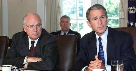 Zmarł wiceprezydent USA z czasów Busha. Po 11 września Dick Cheney miał plan