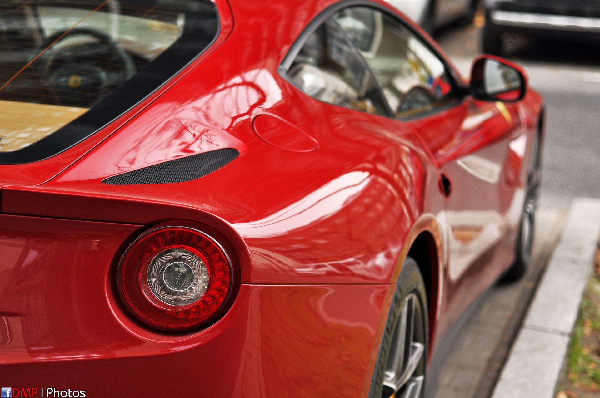 Ferrari F12berlinetta ulicznie 5
