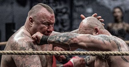 Oni zawalczą na gołe pięści. Sprzedawca i terapeuta wystąpią w Gromdzie