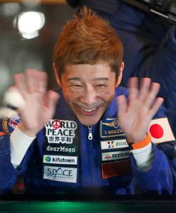 Japoński miliarder po poleci w kosmos i obiecuje, że rozda pieniądze podczas orbitowania wokół Ziemi