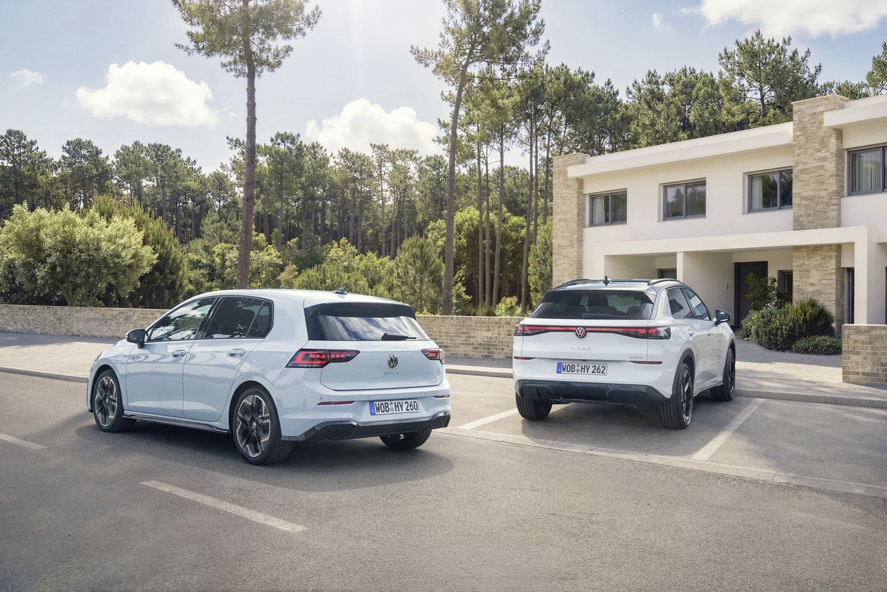 Volkswagen Golf i T-Roc z normalną hybrydą. Toyota zyska nowych rywali