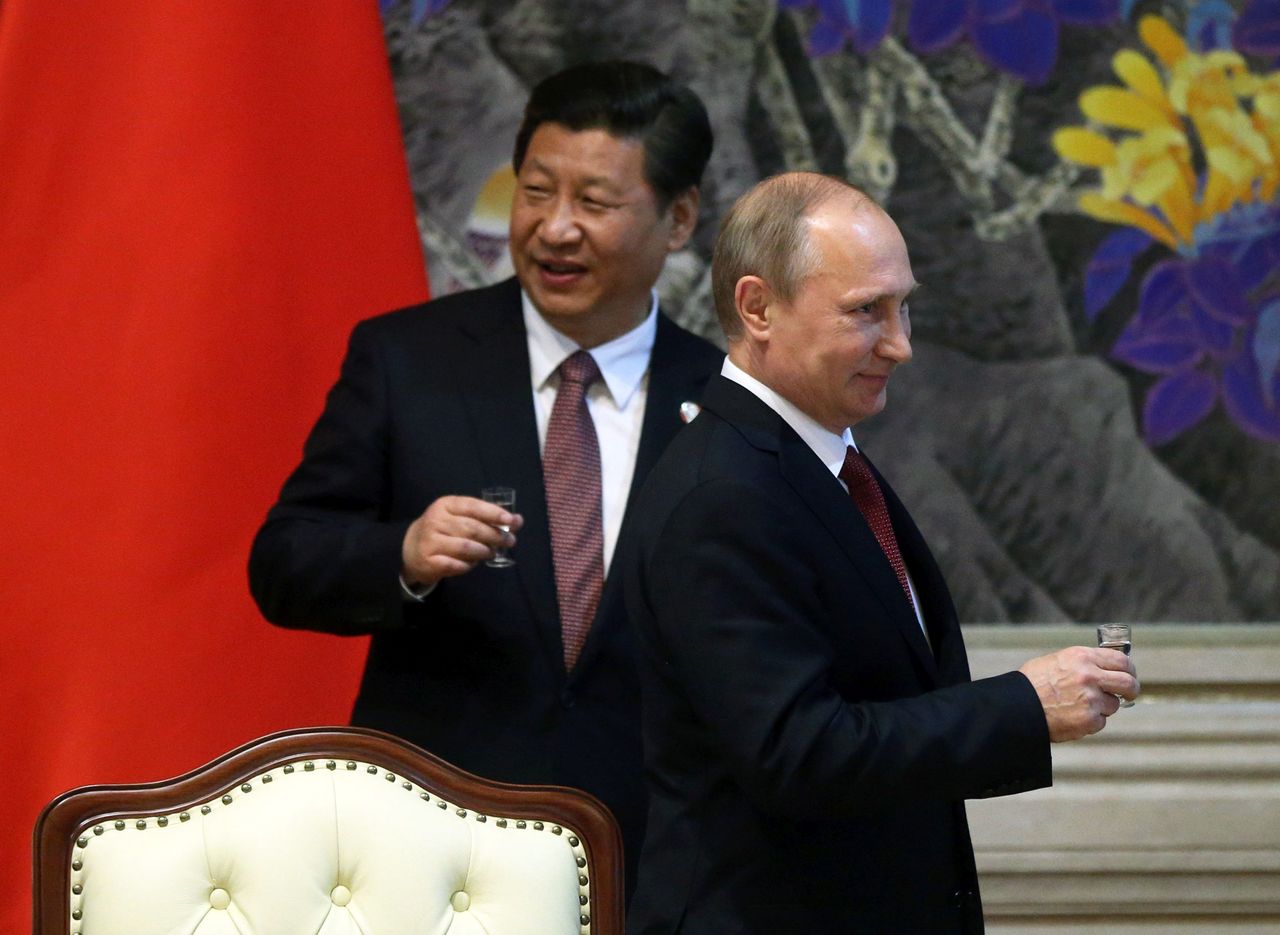 Chiny stają po stronie Rosji. Przyjaźń "solidna jak skała"