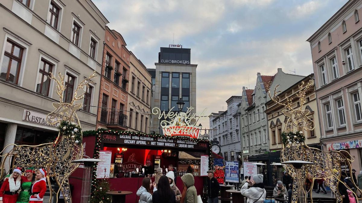 Ceny na jarmarku świątecznym w Bydgoszczy niskie nie są, tak jak w całej Polsce