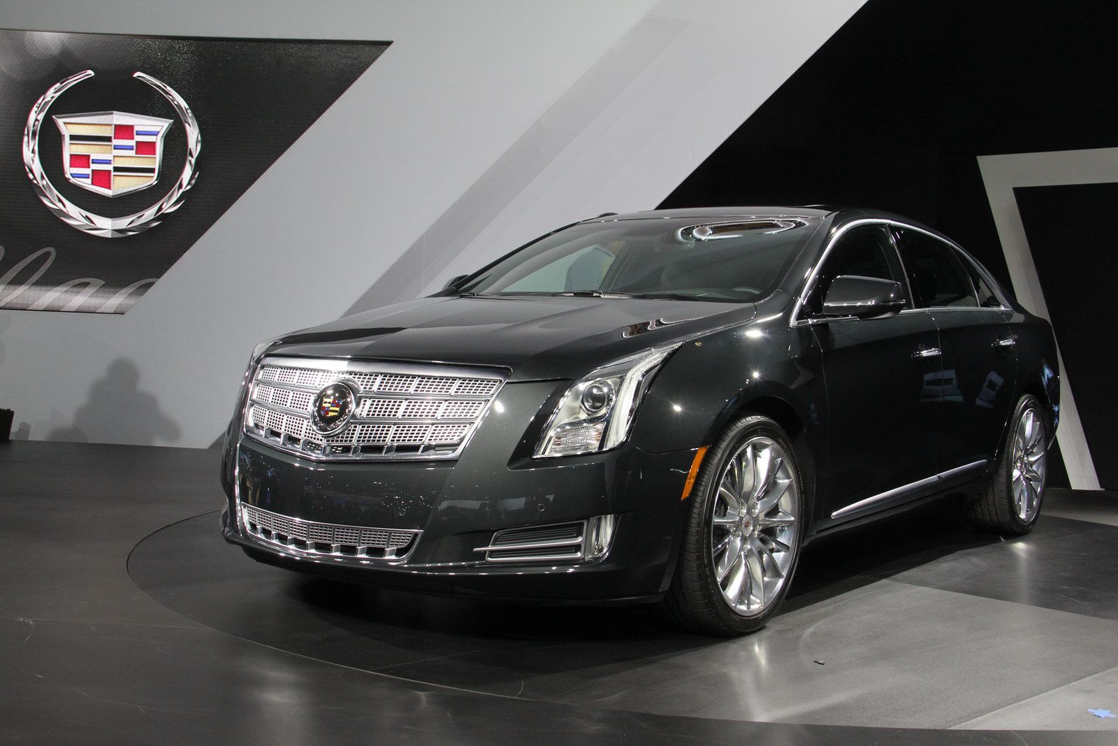 Cadillac XTS 2013