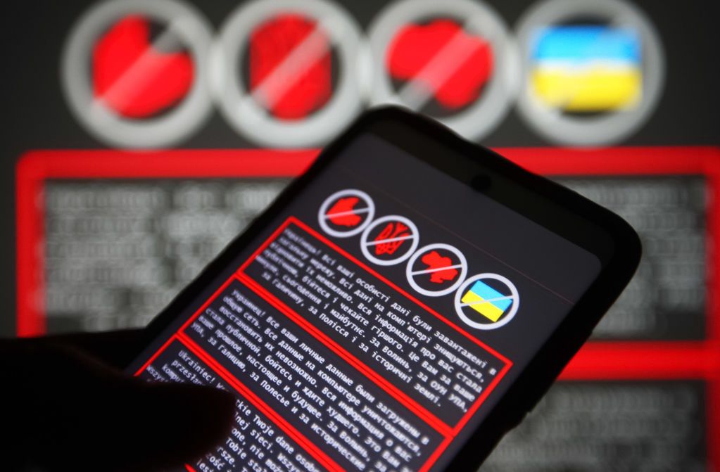 Niszczycielski "Wiper" uderza w Ukrainę. Polskie firmy mogą być zagrożone
