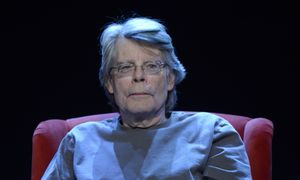 Koszmar opanuje Londyn. King wraca na ekran