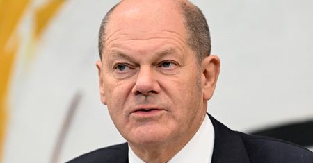 Burza ws. Patriotów. Zdecydowane słowa Scholza