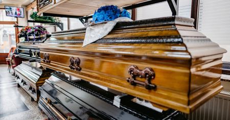 Pogrzeby staną się jeszcze droższe. Ceny wzrosną nawet o 30 procent