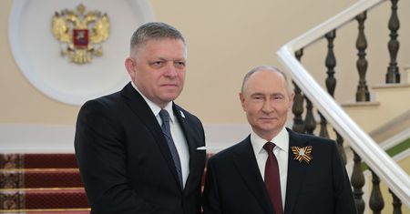 Tusk komentuje obecność premiera Słowacji u Putina. Jedno słowo