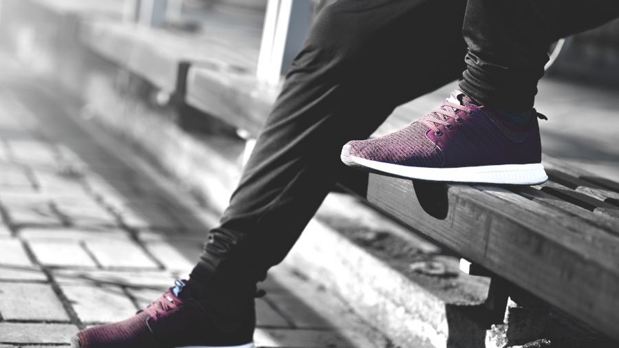 Męskie buty sportowe to obowiązkowy dodatek w szafie.