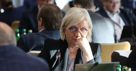 "Chora panika". Przyłębska wzmacnia środki bezpieczeństwa w TK