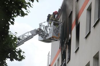 Pożar we Wrocławiu. Na Klecinie spaliło się mieszkanie. Są poszkodowani