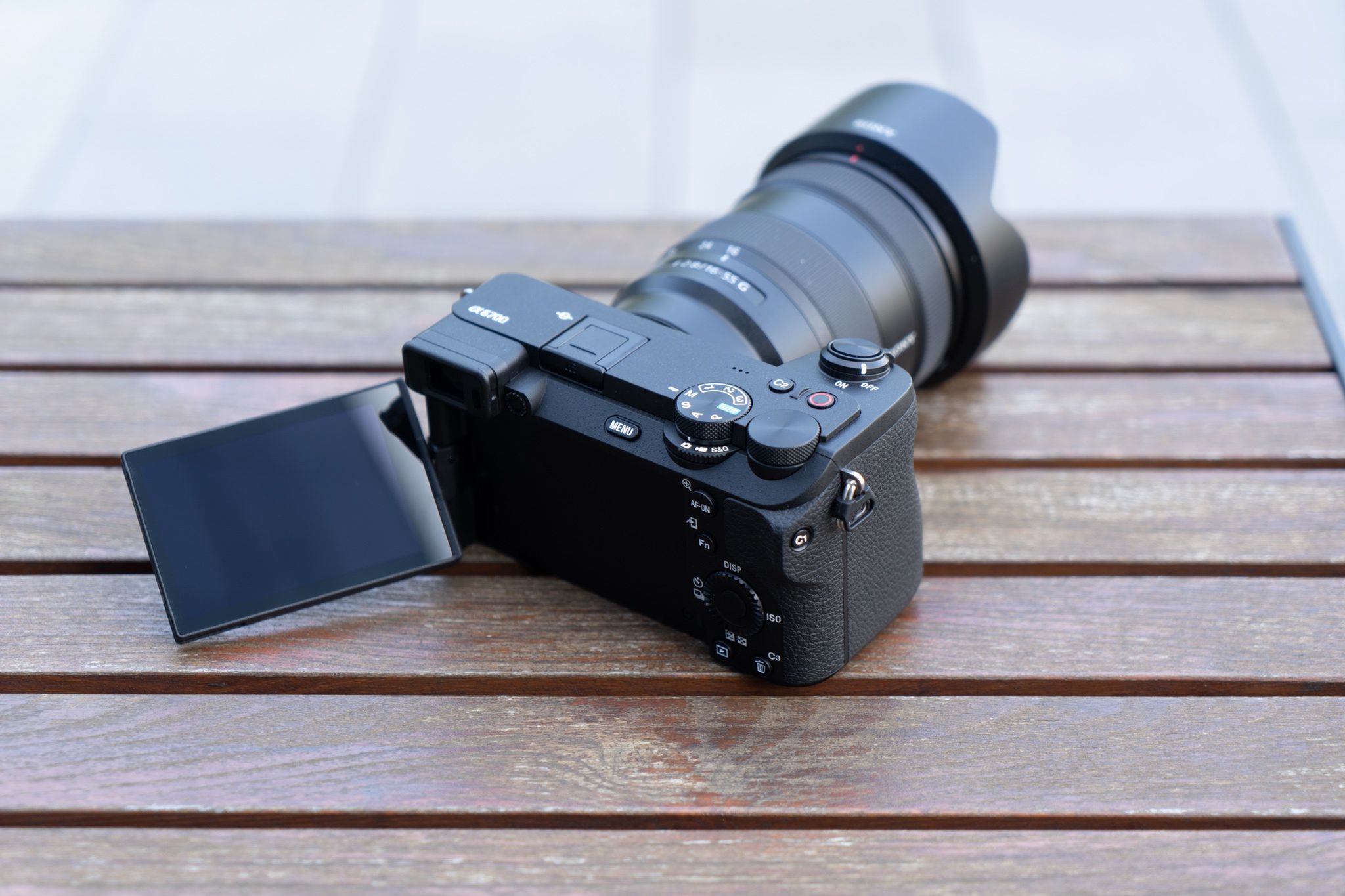 Sony A6700