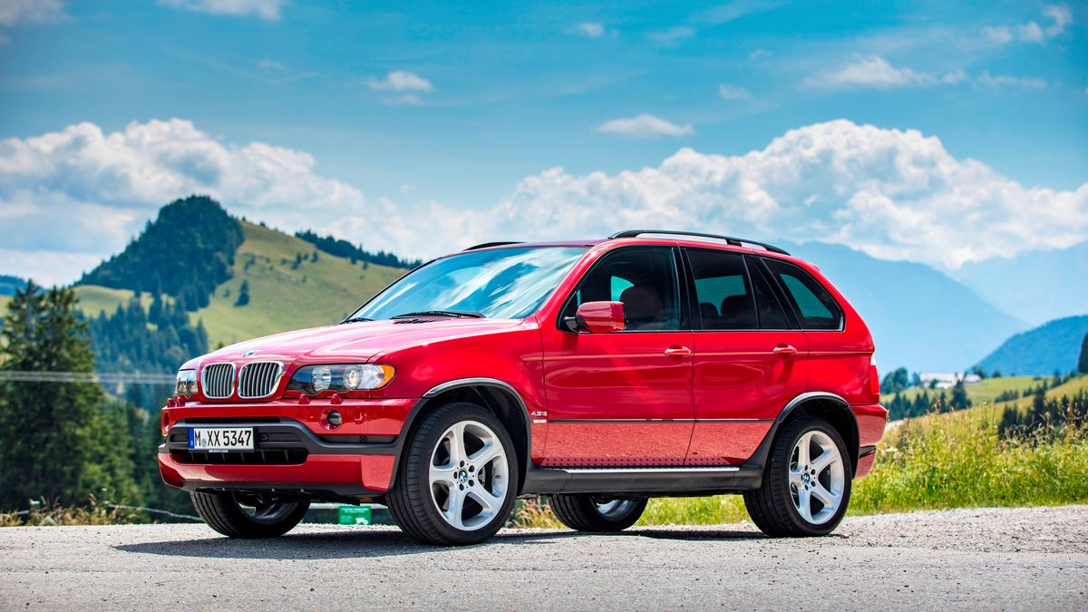 BMW X5 ma już 20 lat, a wciąż prezentuje się bardzo dobrze.