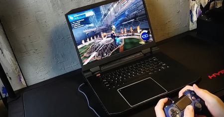 Zbudował swojego laptopa do grania. Wykorzystał części z komputera