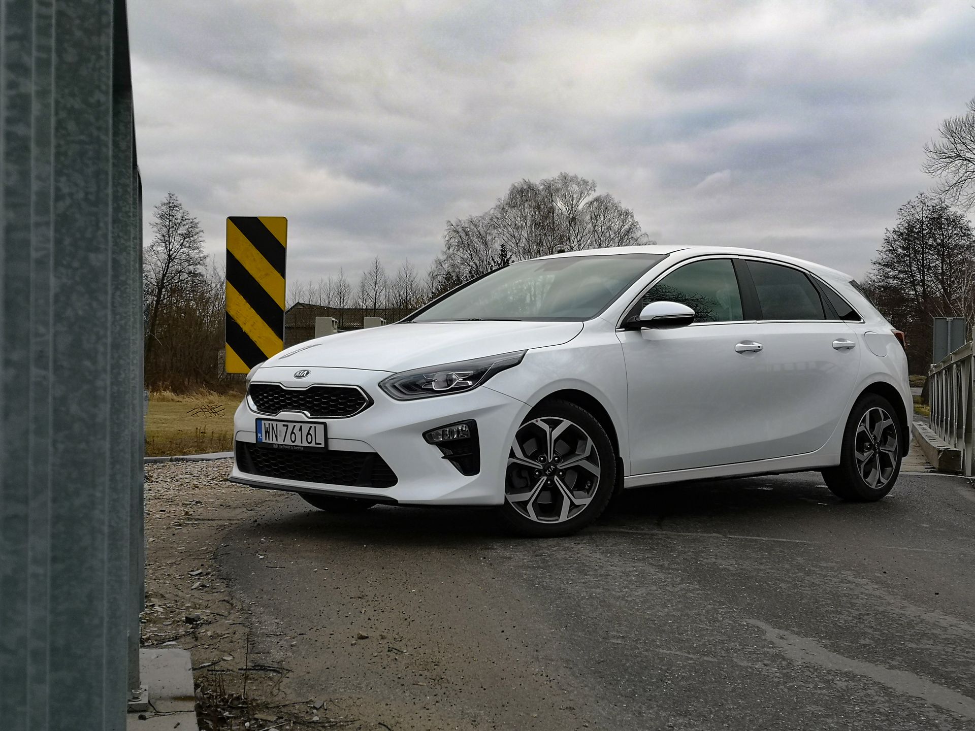 Kia Ceed: systemy bezpieczeństwa oraz audio JBL 2