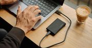 Dysk SSD na wynos – jak wybrać odpowiednią pamięć do pracy mobilnej